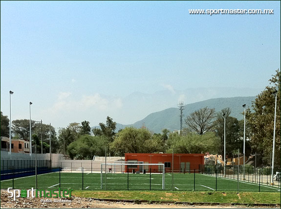 Galería de Cancha de Futbol 7 de Pasto Sintético - foto 1